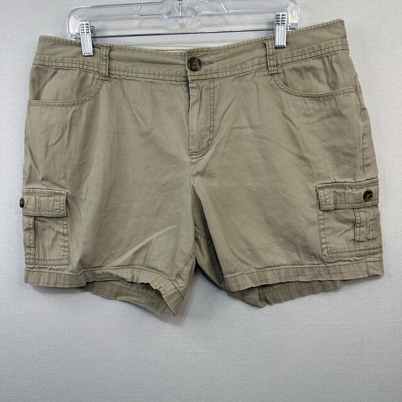 Dockers Women's Flat Front Cargo Shorts Sz 16 Khaki Hike Bike Camp‎ - Picture 1 of 7